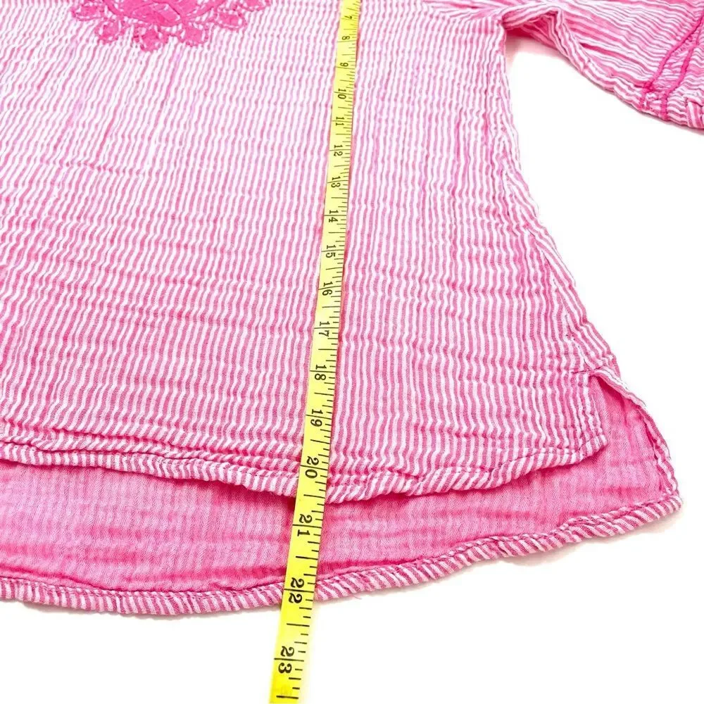 Crown & Ivy Pink Seersucker Embroidered Top XS - Picture 8 of 8